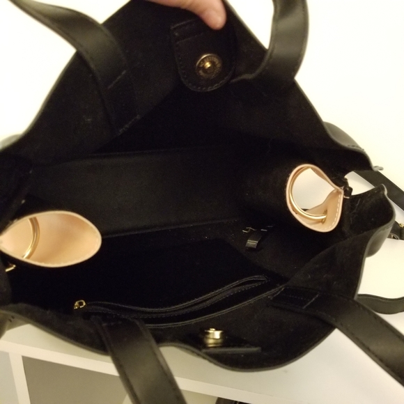 *SOLD* Urban Orginals tote - Picture 5 of 6